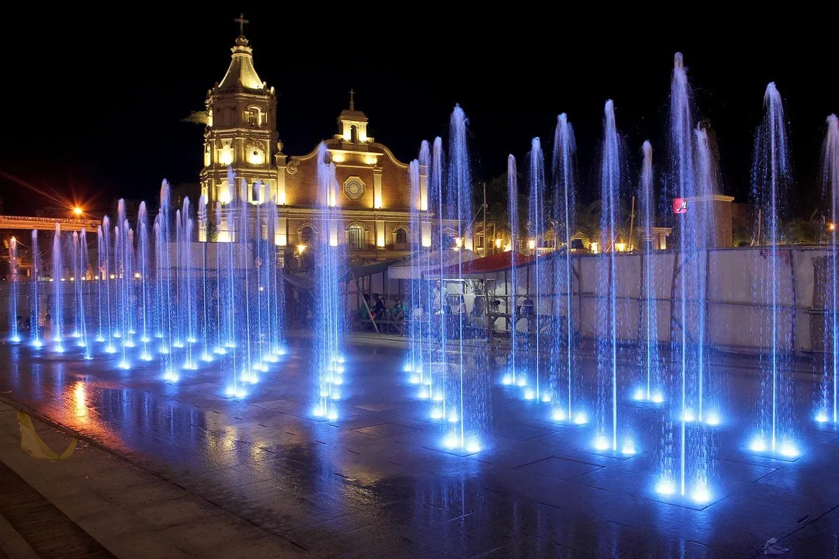 Galleria Victoria Bataan Interactive Fountain, 2013
