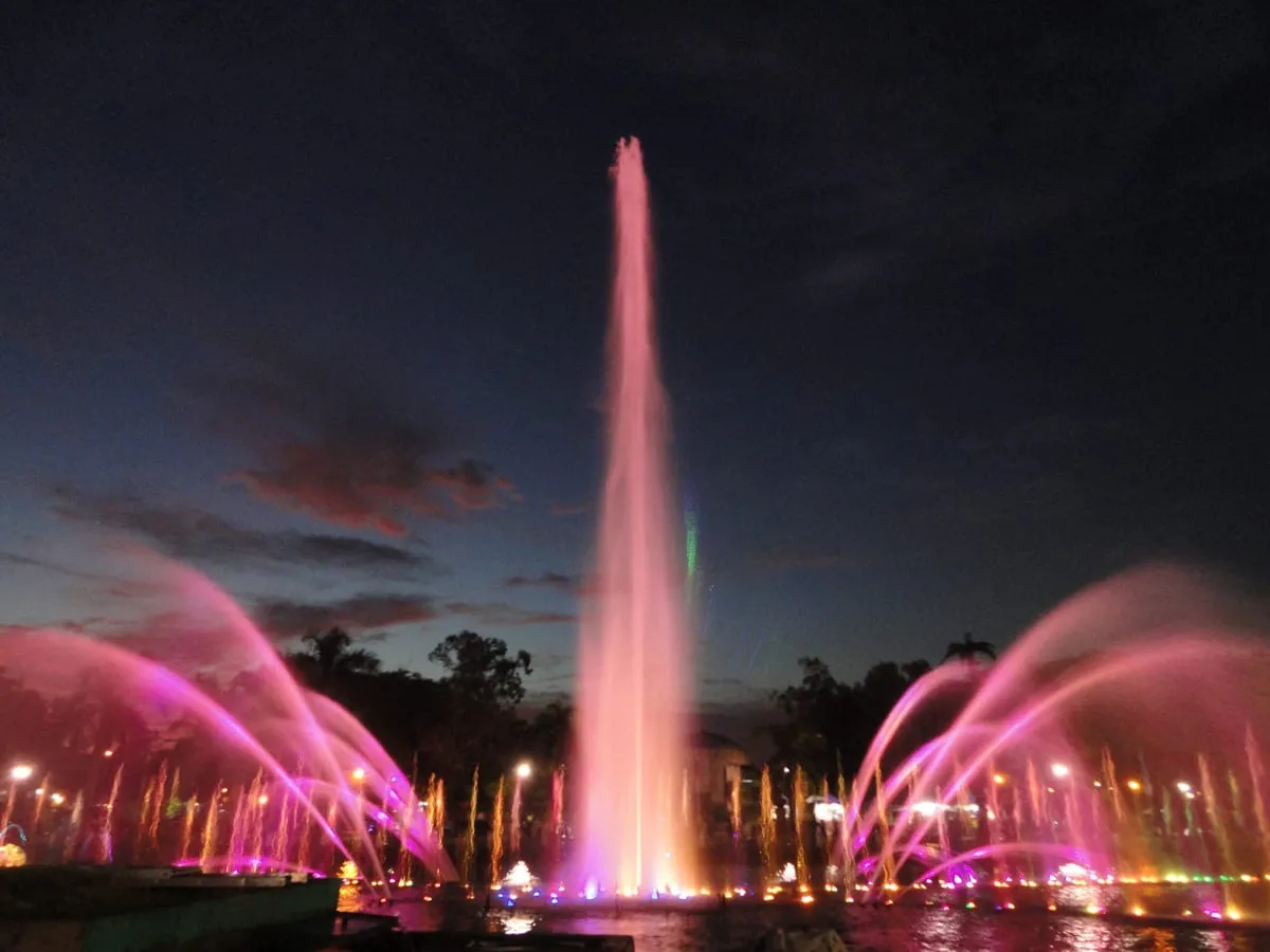 Luneta Musically Dancing Floral Fountain, 2010