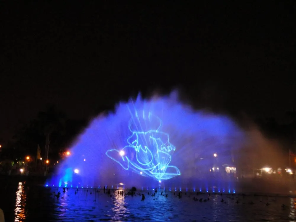 Luneta Peacock Water Screen, 2010