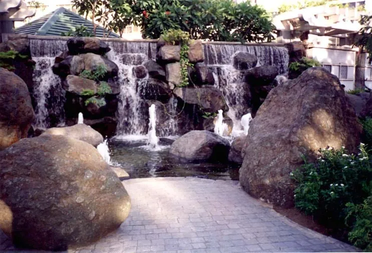 Makati Ayala Park, 1994