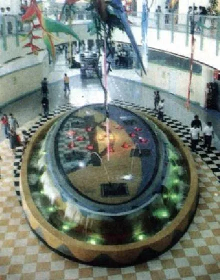 Robinsons Lipa Cascades. 2003