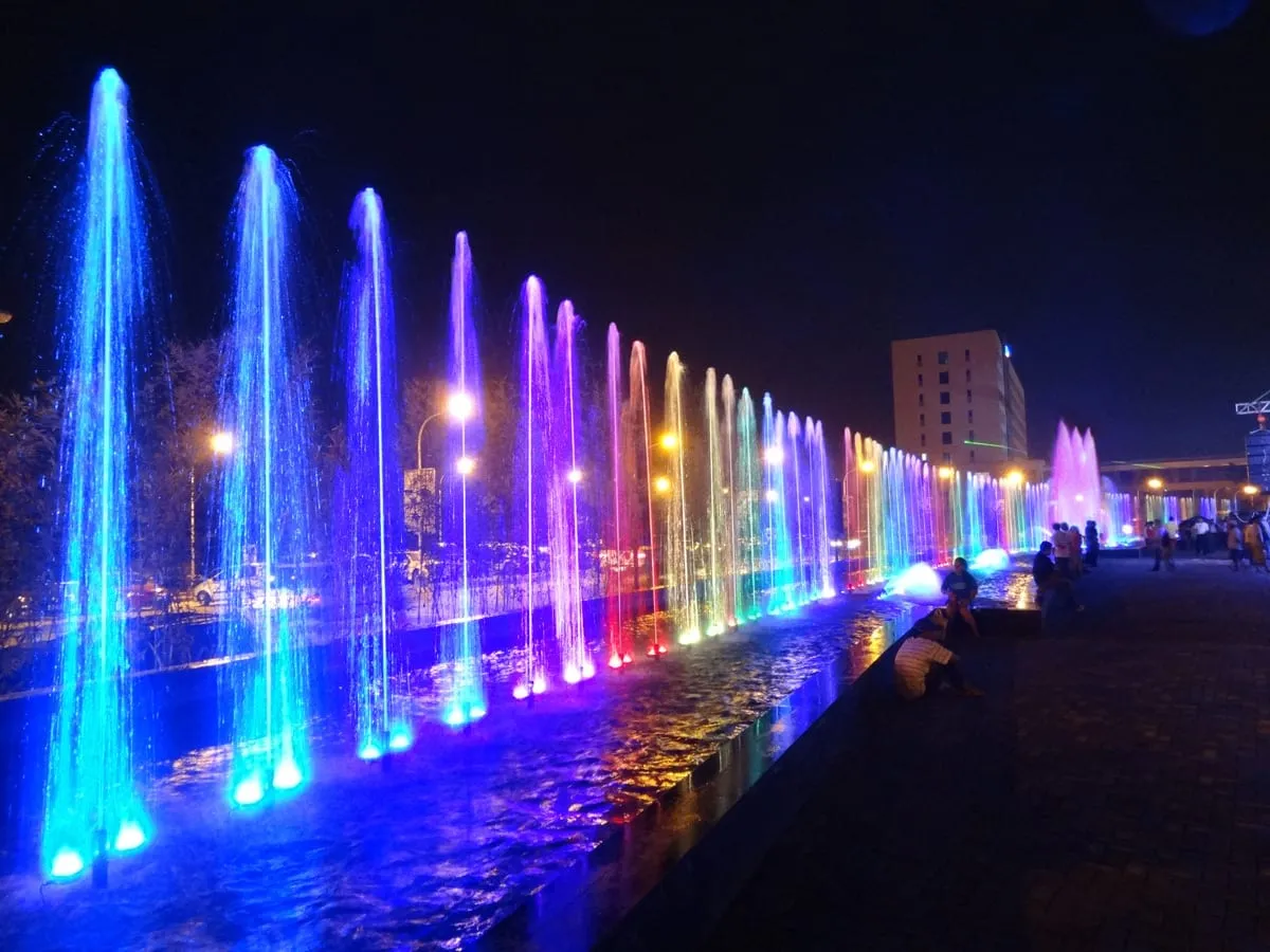 SM Lanang Choreographed Dancing Fountain, 2012