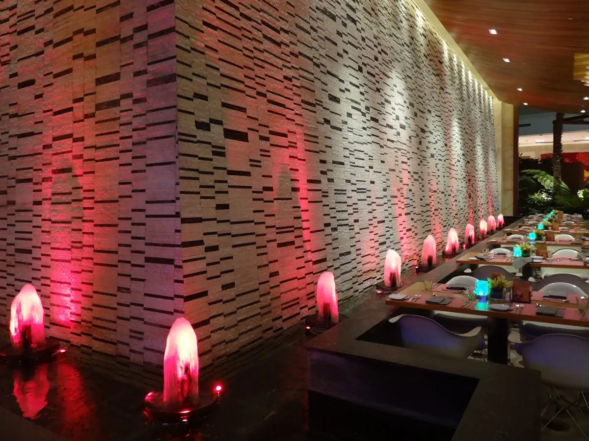 Solaire Foaming Jets Fresh Restaurant