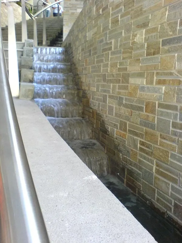 Trinoma Cascading Steps, 2007